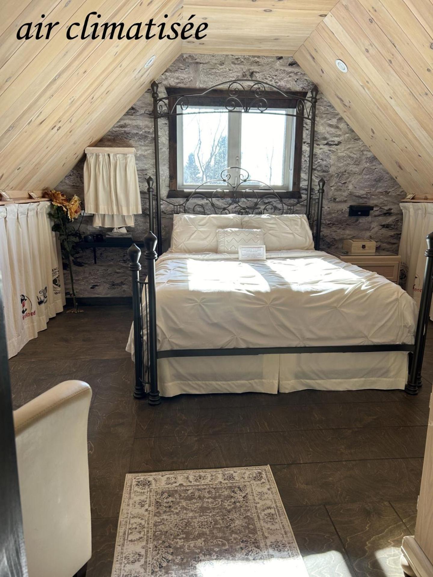 Appartement Champetre Chicoutimi Eksteriør billede